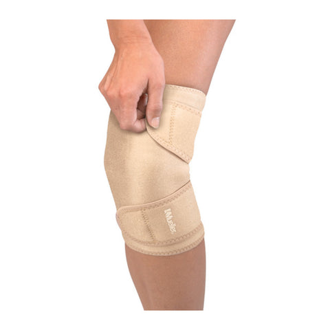 Mueller Closed Patella Knee Sleeve